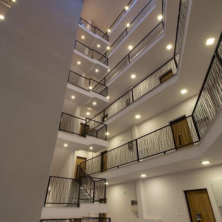 Lina - Pg, Moraca River Apartment Podgorica Eksteriør billede