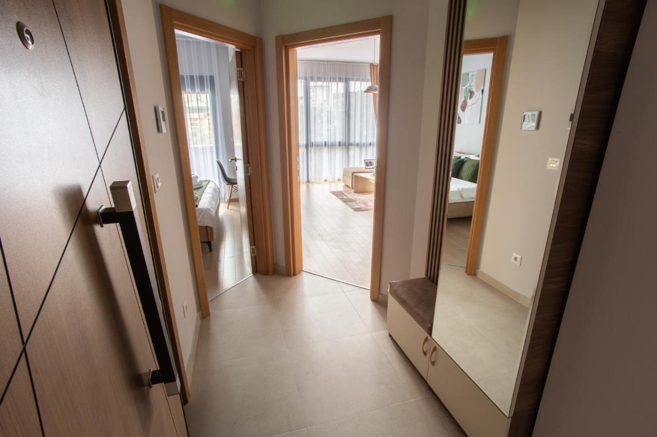 Lina - Pg, Moraca River Apartment Podgorica Eksteriør billede