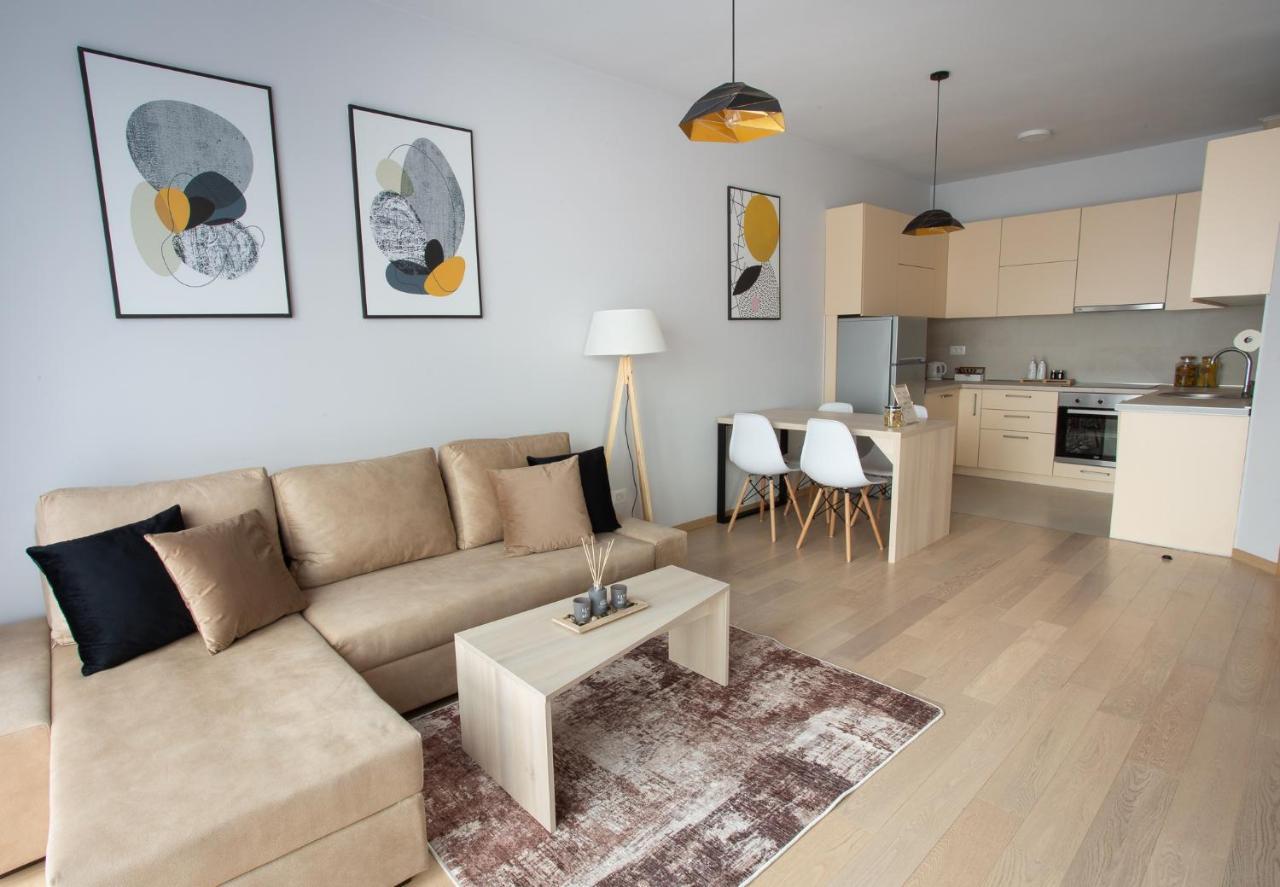 Lina - Pg, Moraca River Apartment Podgorica Eksteriør billede