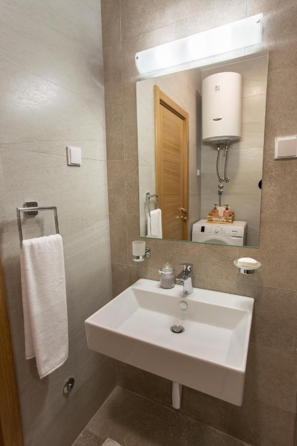 Lina - Pg, Moraca River Apartment Podgorica Eksteriør billede
